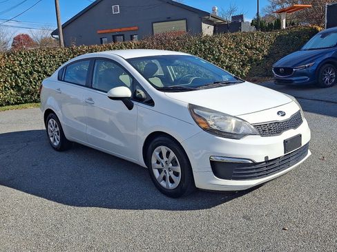 Used 2016 Kia Rio LX w/ Power Package image 3