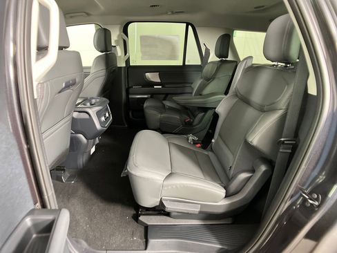 New 2026 Ford Expedition Max Active image 32