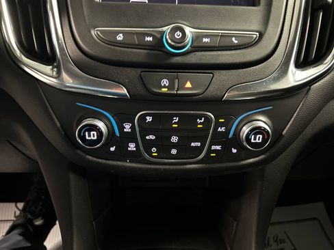 Used 2024 Chevrolet Equinox LT w/ LPO, Floor Liner Package image 19