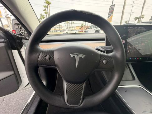 Used 2021 Tesla Model 3 Performance AWD/4WD image 17