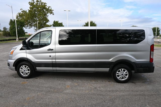 Used 2021 Ford Transit 350 XLT RWD image 4