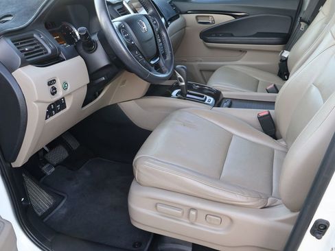 Used 2017 Honda Ridgeline RTL-E image 23
