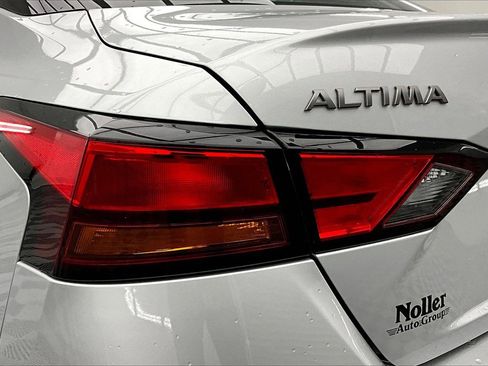 Used 2023 Nissan Altima 2.5 SL image 30