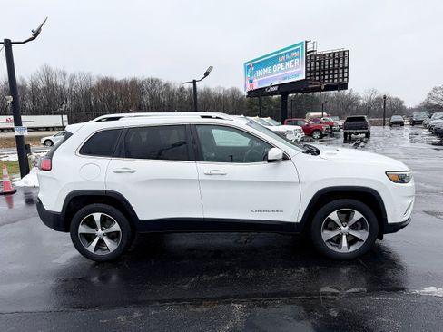 Used 2020 Jeep Cherokee Limited w/ Technology Group image 10