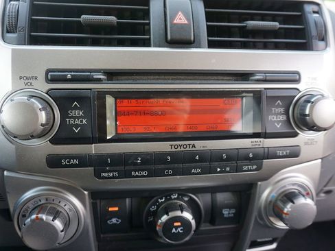 Used 2010 Toyota 4Runner SR5 AWD/4WD image 9