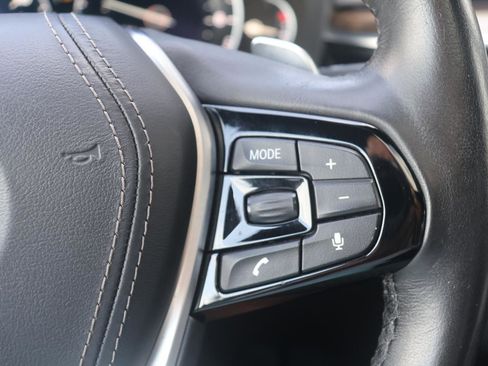 Used 2018 BMW 530i xDrive image 37