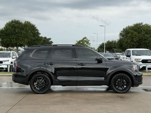 Used 2025 Kia Telluride EX X-Line AWD/4WD image 3