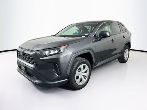 Used 2022 Toyota RAV4 LE w/ Carpet Mat Package (TMS) AWD/4WD image 3