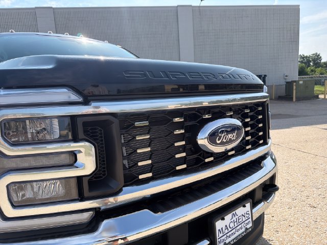 New 2026 Ford F350 Lariat AWD/4WD image 13