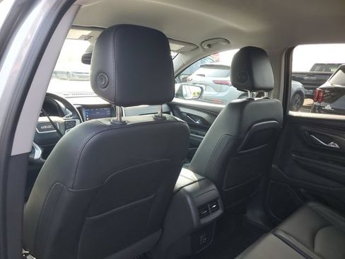 Certified 2023 GMC Terrain SLT w/ LPO, Floor Liner Package FWD image 10