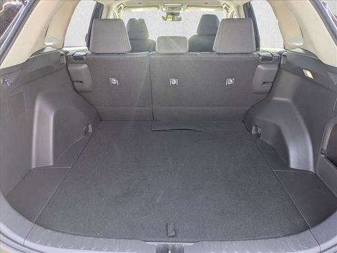 Used 2025 Toyota RAV4 LE AWD/4WD image 6