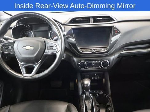Used 2023 Chevrolet TrailBlazer ACTIV w/ Sun and Liftgate Package image 15