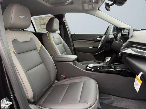 New 2026 Chevrolet Trax ACTIV w/ Sunroof Package image 15