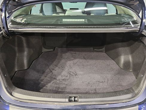 Used 2022 Toyota Corolla LE image 18