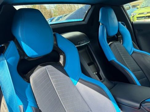 Used 2020 Chevrolet Corvette Stingray Premium Conv w/ 3LT Preferred Equipment Group image 39