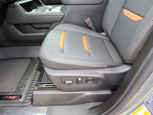 New 2026 GMC Sierra 2500 AT4 image 9