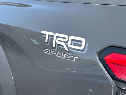 Used 2024 Toyota Tacoma TRD Sport image 15