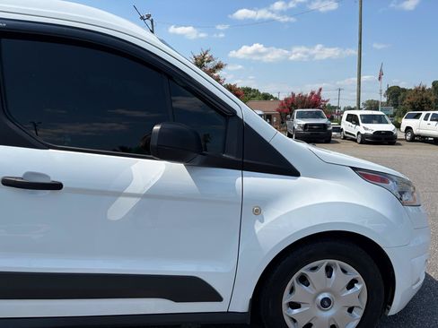 Used 2018 Ford Transit Connect XLT FWD image 30