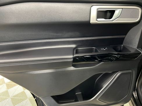 Used 2022 Ford Explorer ST w/ Equipment Group 401A image 15