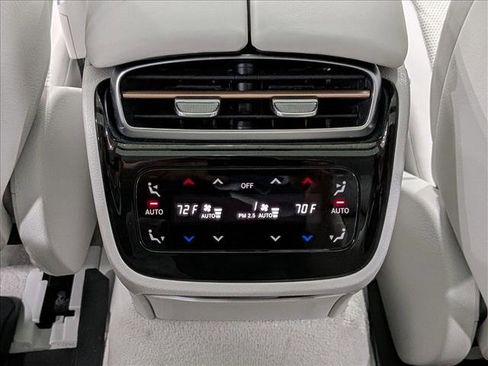 Certified 2023 Mercedes-Benz EQS 580 4MATIC Sedan image 18