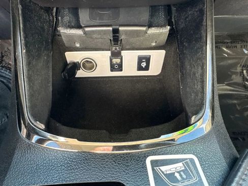 Used 2016 Toyota Avalon XLE Premium image 21