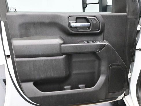 Used 2021 Chevrolet Silverado 2500 W/T w/ WT Convenience Package AWD/4WD image 9