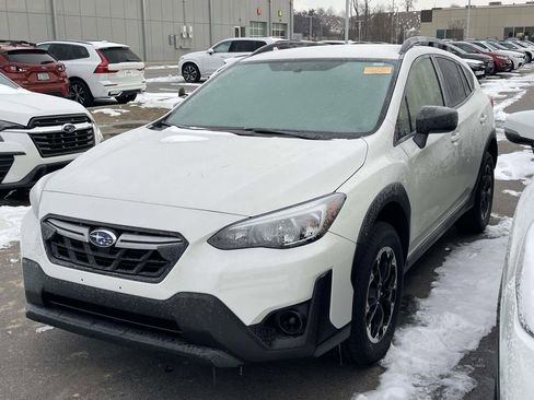 Certified 2023 Subaru Crosstrek 2.0i image 2