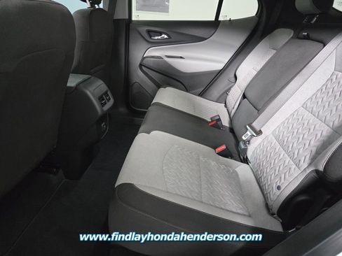 Used 2022 Chevrolet Equinox LS w/ LS Convenience Package image 10