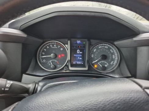 Used 2020 Toyota Tacoma TRD Sport AWD/4WD image 14