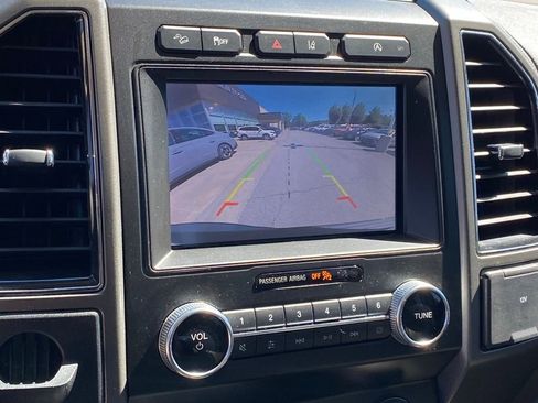 Used 2021 Ford Expedition XLT AWD/4WD image 16