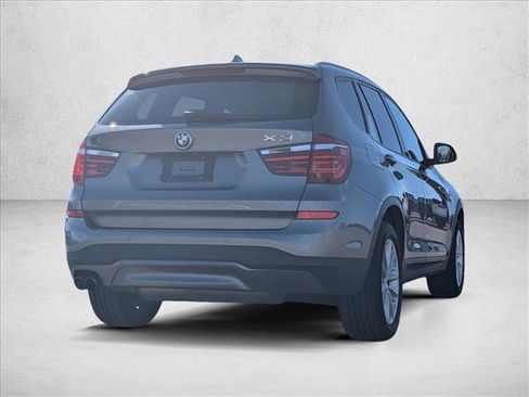 Used 2017 BMW X3 sDrive28i image 5