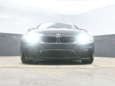 Used 2016 BMW M4 Convertible image 44