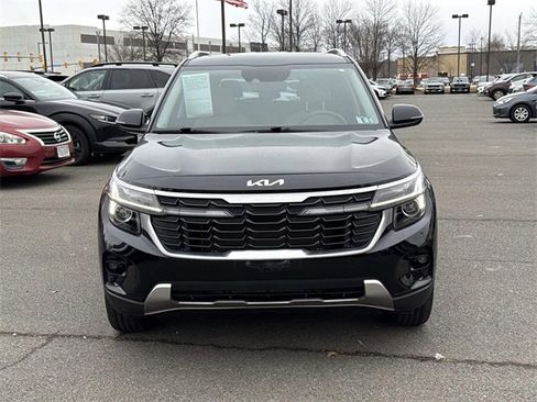 Used 2024 Kia Seltos EX image 6