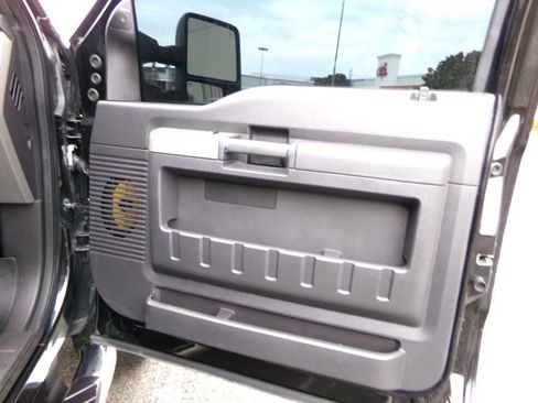 Used 2016 Ford F350 Lariat w/ Lariat Ultimate Package image 16