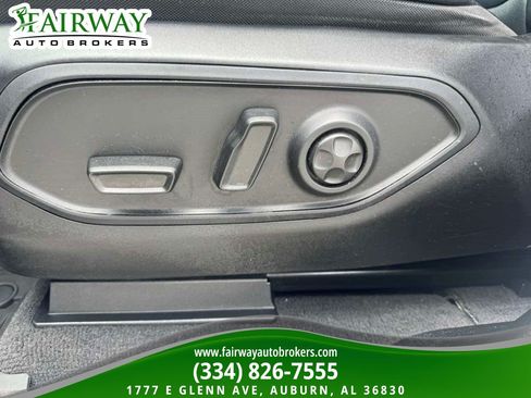 Used 2022 Jeep Grand Cherokee L Limited RWD image 17