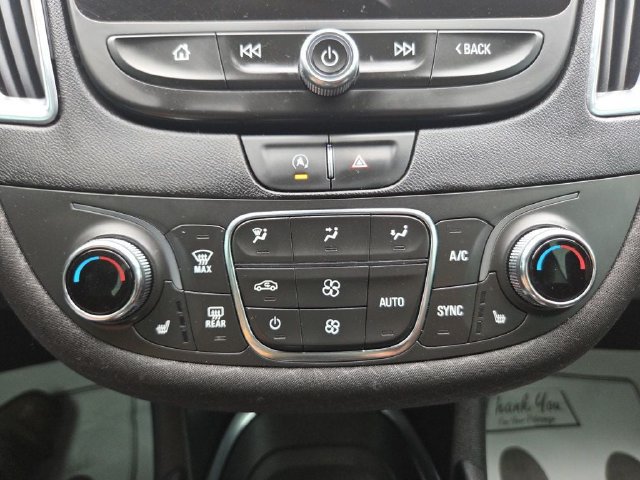 Used 2021 Chevrolet Malibu LT FWD image 29