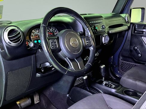 Used 2017 Jeep Wrangler Sport AWD/4WD image 15