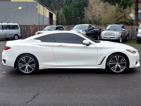 Used 2017 INFINITI Q60 3.0t w/ Premium Plus Package 3.0T image 8