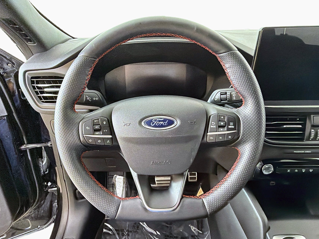Used 2024 Ford Escape ST-Line w/ Tech Pack #1 AWD/4WD image 31