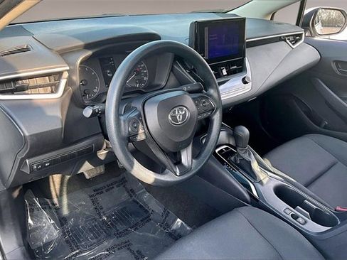 Used 2023 Toyota Corolla LE image 17