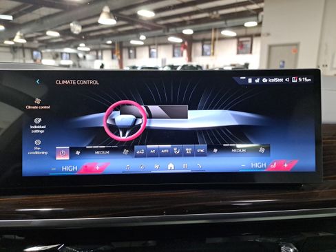 New 2026 BMW X5 xDrive40i w/ Climate Comfort Package image 21