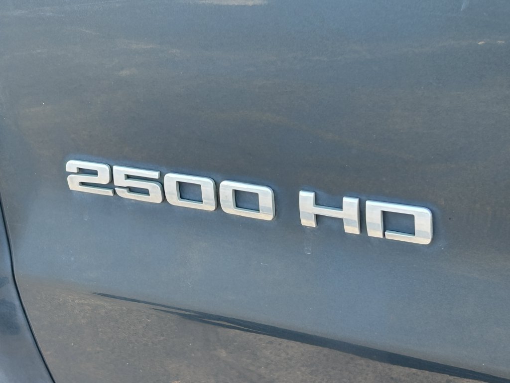 Used 2018 Chevrolet Silverado 2500 W/T AWD/4WD image 13