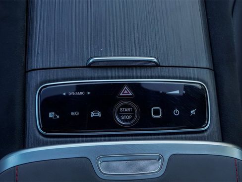 Used 2022 Mercedes-Benz EQS 580 4MATIC Sedan image 12