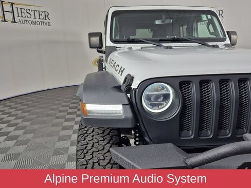Used 2022 Jeep Wrangler Unlimited Sport w/ Xtreme Recon 35" Tire Package AWD/4WD image 11