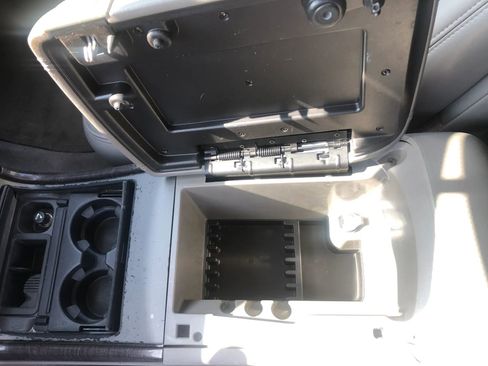 Used 2004 GMC Yukon Denali image 31