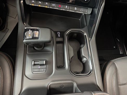 Used 2024 GMC Sierra 1500 AT4 w/ AT4 Premium Package image 23