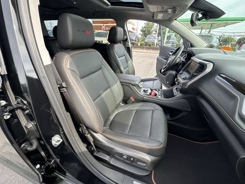 Used 2023 GMC Acadia AT4 w/ Technology Package AWD/4WD image 29