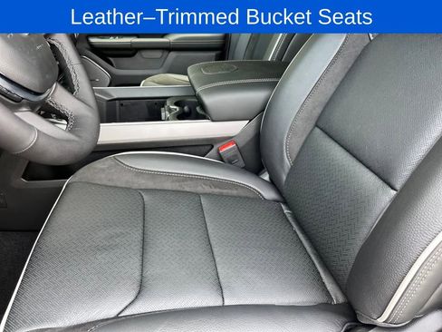 New 2026 RAM 1500 Laramie w/ Night Edition image 20