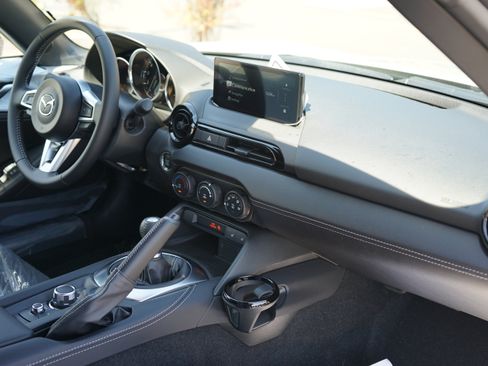 New 2025 MAZDA MX-5 Miata Club w/ Brembo/BBS Recaro Package image 10