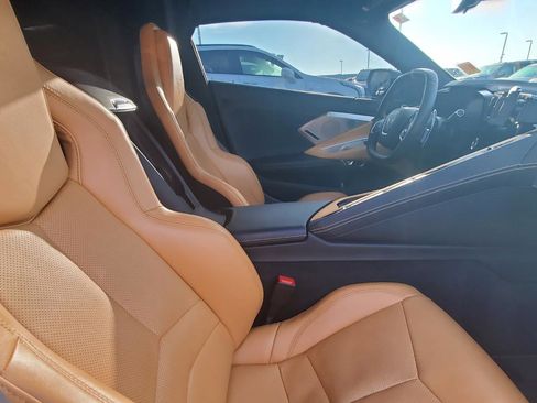 Used 2021 Chevrolet Corvette Stingray Preferred Cpe w/ Z51 Performance Package image 5